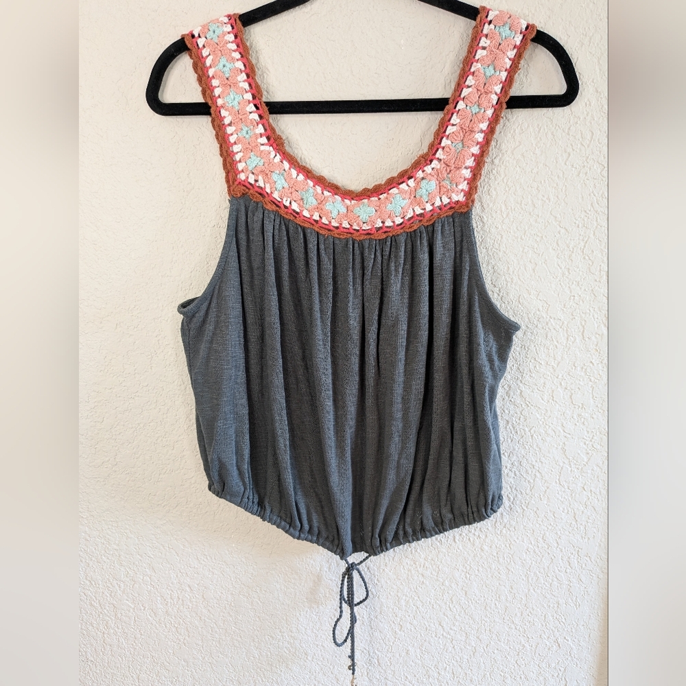 Lucky Crochet Tank 100% Cotton Drawstring Waist Cropped M Gray Excellent